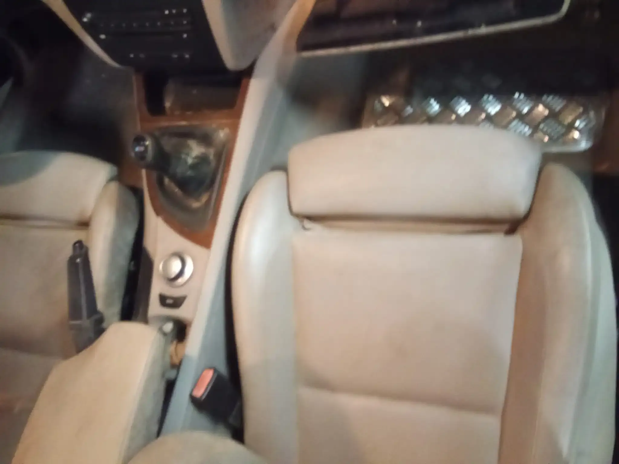 chaise2-beige-voiture - Après 3